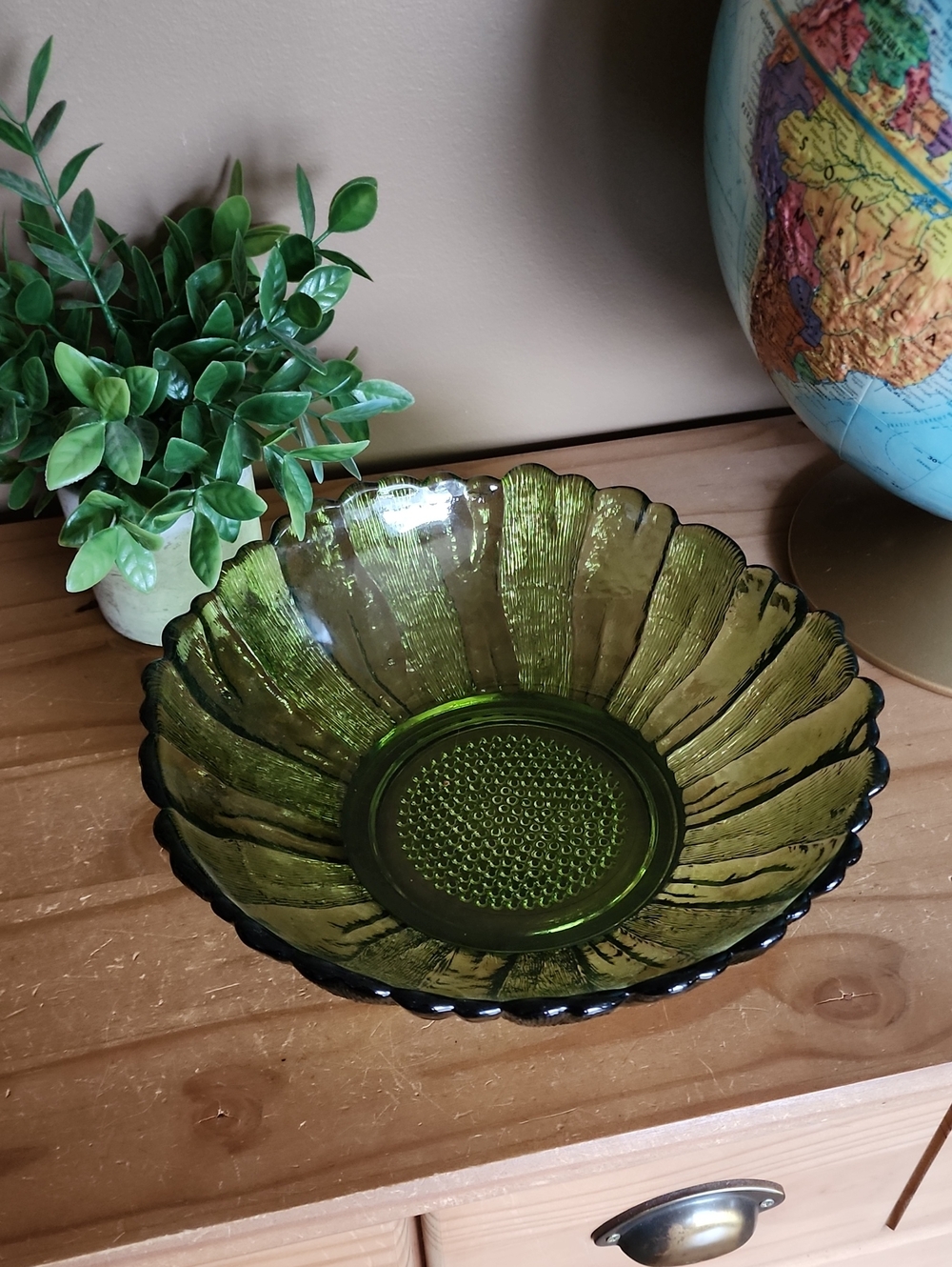 Vintage Indiana Glass Sunflower Bowl